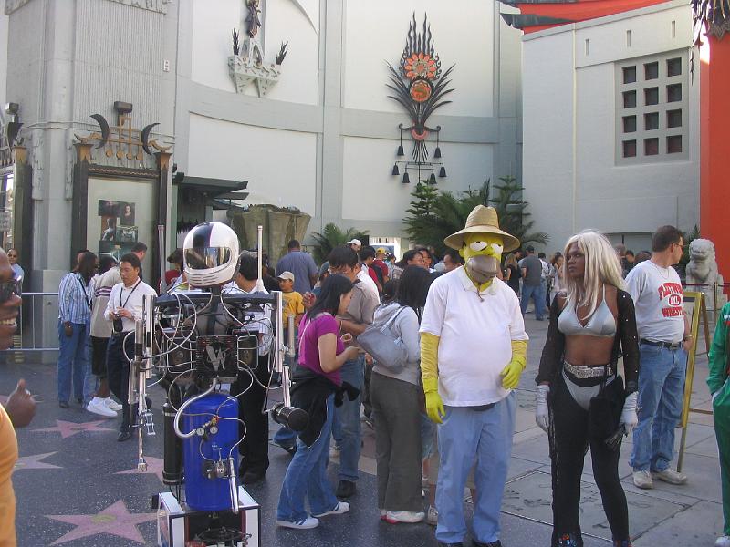 IMG_4913.JPG - Chinese theater in Hollywood